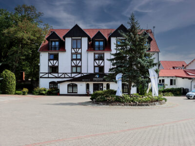 Jakie szlaki piesze prowadzą przez las miejski w Olsztynie – wybór tras i mapa